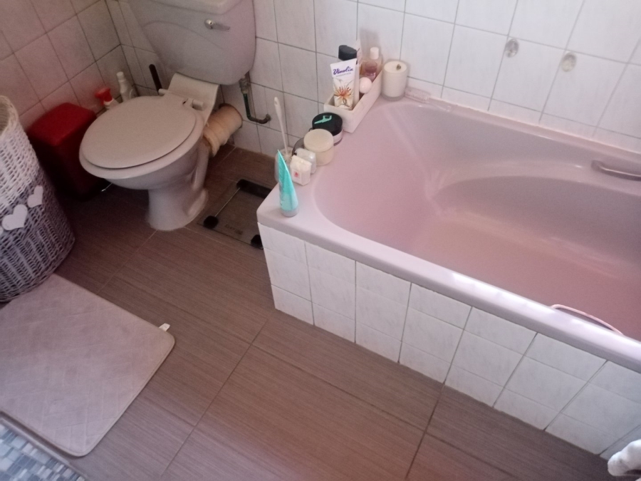 3 Bedroom Property for Sale in Bayswater Free State